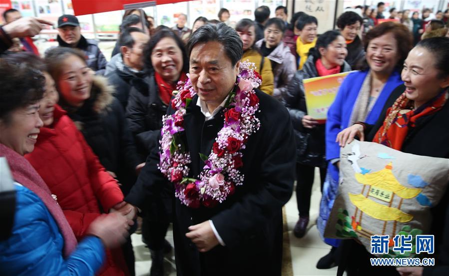 (改革先鋒風采·圖文互動)(2)茅永紅:社區(qū)建設與治理創(chuàng)新的“拓荒者”