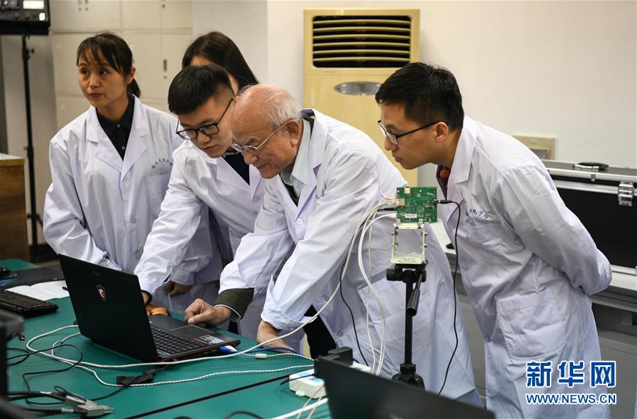 （今日關(guān)注&middot;科技獎(jiǎng)勵(lì)大會(huì)&middot;圖文互動(dòng)）（4）劉永坦：&ldquo;從0到1&rdquo;，他為祖國(guó)海疆雷達(dá)打造&ldquo;火眼金睛&rdquo;