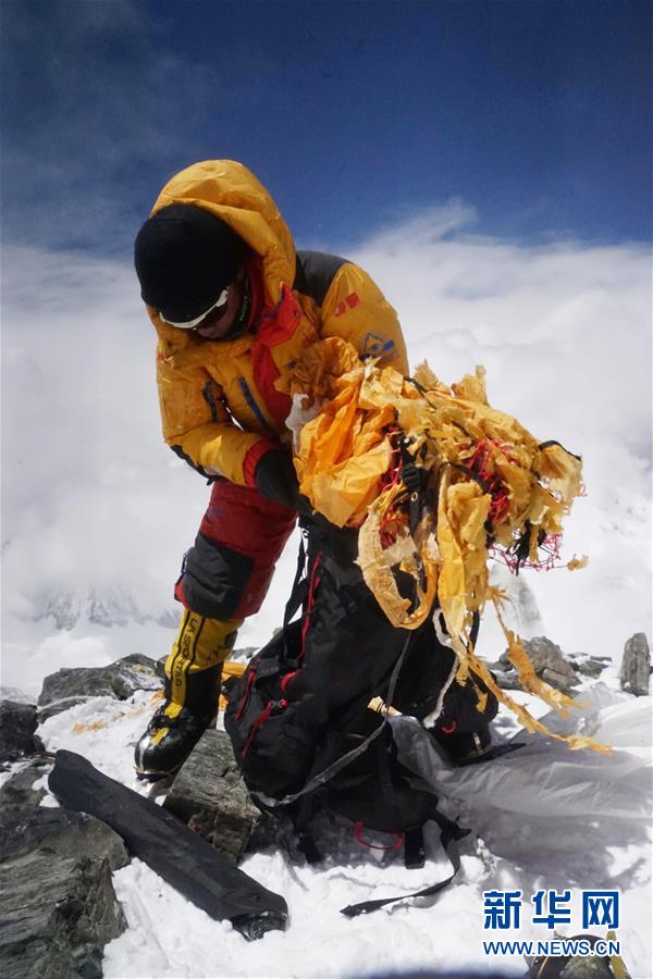 （圖文互動）（1）平靜而充滿力量&mdash;&mdash;&ldquo;中國網(wǎng)事&middot;感動2018&rdquo;年度網(wǎng)絡(luò)人物群像