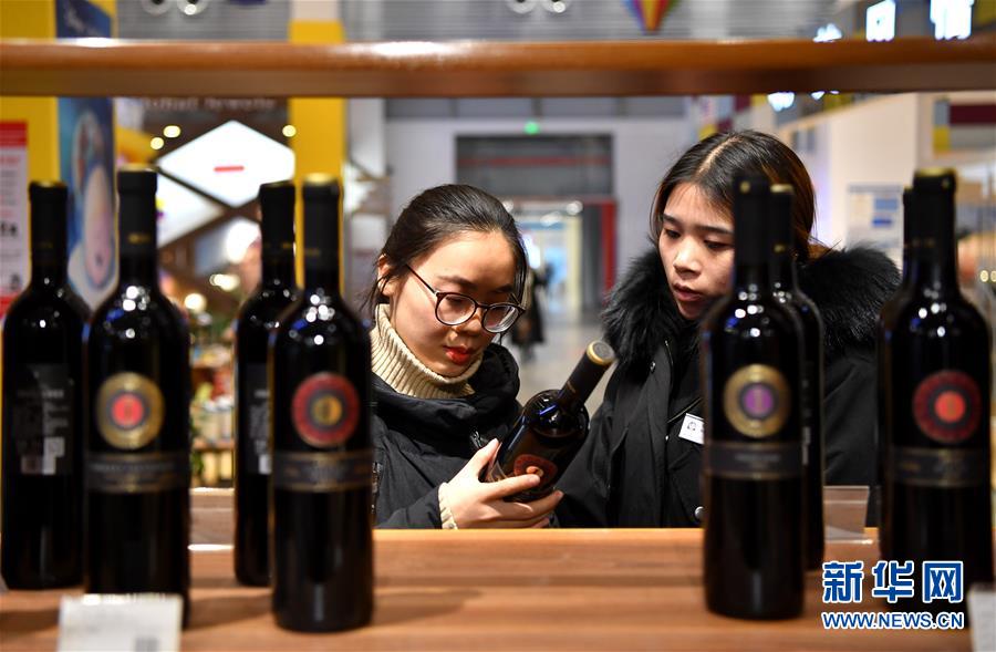 （在習近平新時代中國特色社會主義思想指引下&middot;將改革開放進行到底&middot;大國之約）（新華全媒頭條&middot;圖文互動）（6）潮起東方浪涌時&mdash;&mdash;來自對外開放前沿的時代強音