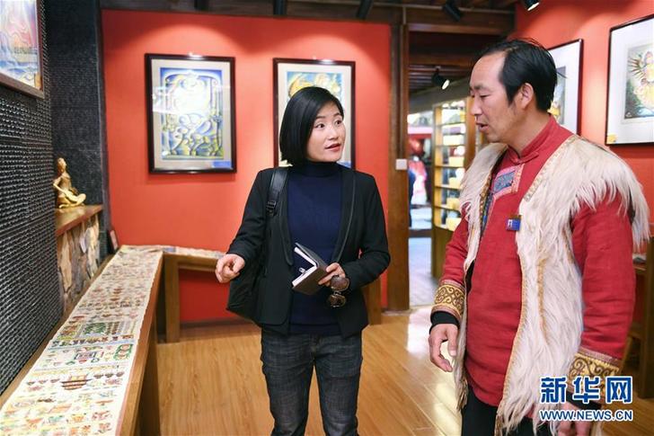 (新春走基層·代表委員履職·圖文互動)(5)打通公共文化服務(wù)“最后一公里”——全國人大代表范永貞履職剪影