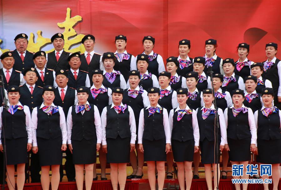 （在習(xí)近平新時(shí)代中國(guó)特色社會(huì)主義思想指引下&mdash;&mdash;新時(shí)代新作為新篇章&middot;圖文互動(dòng)）（3）歡樂的&ldquo;精氣神兒&rdquo;從哪來？&mdash;&mdash;&ldquo;東北小延安&rdquo;用&ldquo;文化密鑰&rdquo;解鎖基層治理