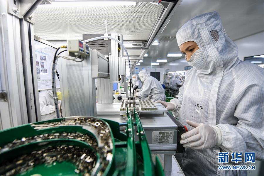 (兩會(huì)前夕看落實(shí)·圖文互動(dòng))(4)在高質(zhì)量發(fā)展的探索中奮進(jìn)——內(nèi)蒙古落實(shí)習(xí)近平總書記全國兩會(huì)重要講話精神紀(jì)實(shí)