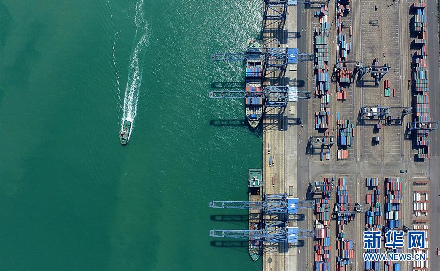 (新華全媒頭條·兩會(huì)特別報(bào)道·圖文互動(dòng))(1)打造高質(zhì)量發(fā)展的強(qiáng)勁引擎——從區(qū)域協(xié)調(diào)發(fā)展看奮進(jìn)中國(guó)的發(fā)展新空間