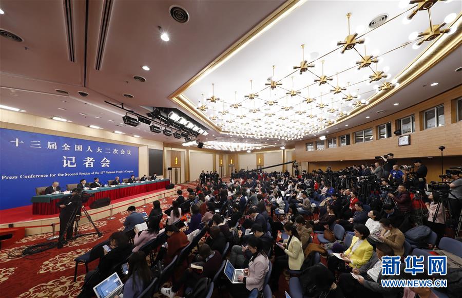 （兩會&middot;XHDW）（2）全國人大相關(guān)負責人就&ldquo;人大立法工作&rdquo;答記者問