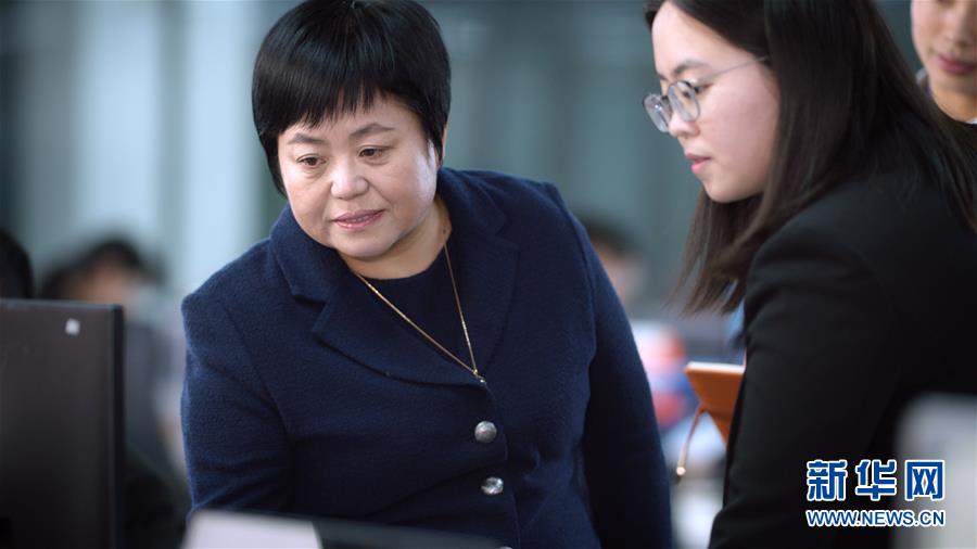 （愛國情 奮斗者&middot;圖文互動(dòng)）（3）融入國際貿(mào)易海洋的&ldquo;一滴水&rdquo;&mdash;&mdash;記跨境電商物流&ldquo;巾幗英雄&rdquo;徐平