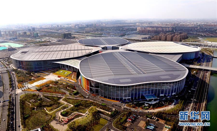 (新華全媒頭條·壯麗70年 奮斗新時代——推動高質量發(fā)展調研行·圖文互動)(1)百尺竿頭再登攀——高質量發(fā)展的“上海答卷”