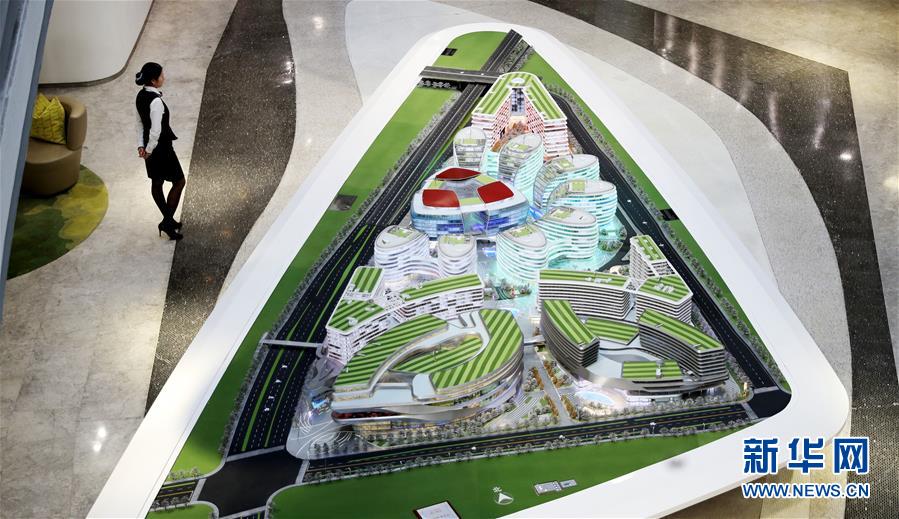 (新華全媒頭條·壯麗70年 奮斗新時代——推動高質量發(fā)展調研行·圖文互動)(10)百尺竿頭再登攀——高質量發(fā)展的“上海答卷”