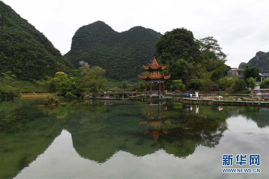 (壯麗70年 奮斗新時代——推動高質(zhì)量發(fā)展調(diào)研行·圖文互動)(6)生態(tài)旅游“大文章” 文旅融合綻光彩——廣西邊關(guān)風(fēng)情旅游帶建設(shè)縱覽