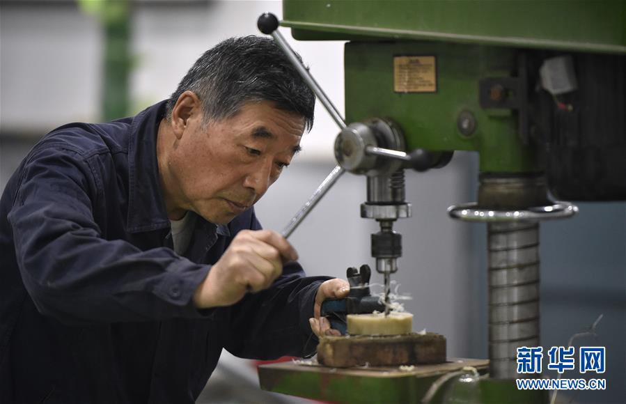 （新華全媒頭條&middot;圖文互動(dòng)）（1）&ldquo;咱們工人有力量&rdquo;&mdash;&mdash;鞍鋼勞模采訪錄