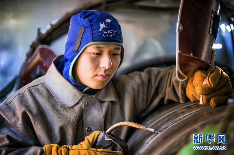 （新華全媒頭條&middot;愛(ài)國(guó)情 奮斗者&middot;圖文互動(dòng)）（3）以青春之我，創(chuàng)青春中國(guó)&mdash;&mdash;寫(xiě)在五四運(yùn)動(dòng)100周年之際