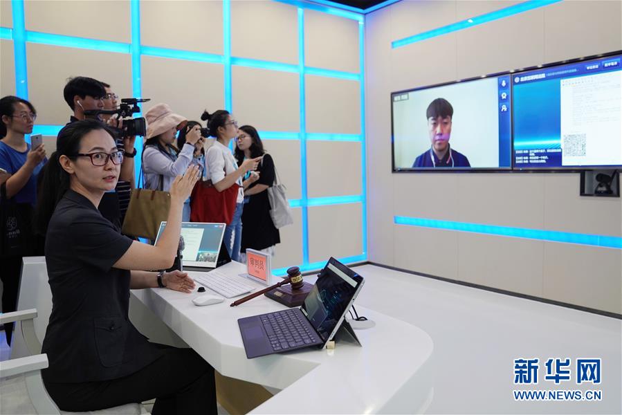 （新華全媒頭條&middot;圖文互動(dòng)）（2）從&ldquo;數(shù)字中國&rdquo;看中國發(fā)展新信號、新亮點(diǎn)、新趨勢