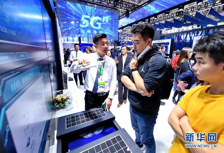 （新華全媒頭條&middot;圖文互動(dòng)）（11）從&ldquo;數(shù)字中國&rdquo;看中國發(fā)展新信號、新亮點(diǎn)、新趨勢