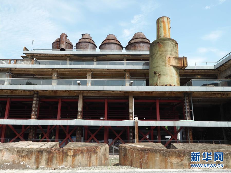 (壯麗70年·奮斗新時代·圖文互動)(6)“鹽都”自貢:一粒鹽引發(fā)的創(chuàng)新和轉(zhuǎn)型