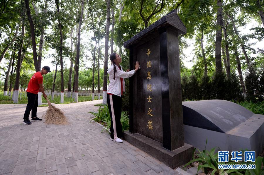 （新華全媒頭條&middot;愛國情 奮斗者&middot;圖文互動）（4）把論文寫在祖國的大地上&mdash;&mdash;中國農(nóng)業(yè)大學(xué)46年扎根河北曲周服務(wù)鄉(xiāng)村振興紀實