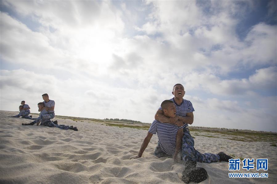 （壯麗70年&middot;奮斗新時代&middot;新華全媒頭條&middot;圖文互動）（5）&ldquo;你在我的航程上，我在你的視線里&rdquo;&mdash;&mdash;走進(jìn)海軍西沙中建島官兵的五彩世界