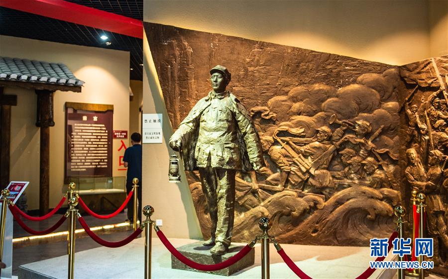 （壯麗70年&middot;奮斗新時(shí)代&mdash;&mdash;記者再走長(zhǎng)征路&middot;圖文互動(dòng)）（1）長(zhǎng)征路上，那一盞盞馬燈