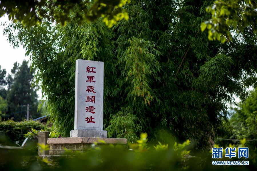 (壯麗70年·奮斗新時代——記者再走長征路·圖文互動)(6)龍云“獻(xiàn)”圖: “助力”巧渡金沙江