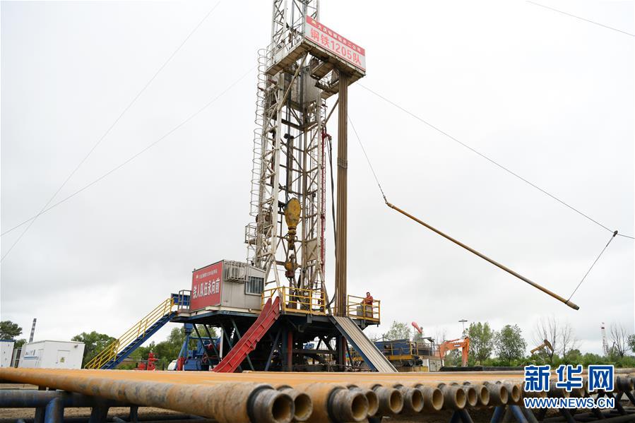 （新華全媒頭條&middot;圖文互動(dòng)）（10）百年油田正青春&mdash;&mdash;記新時(shí)代大慶精神大慶人