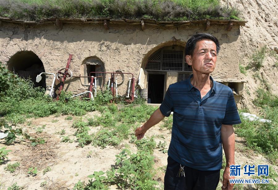 （新華全媒頭條&middot;壯麗70年&middot;奮斗新時代&mdash;&mdash;記者再走長征路&middot;圖文互動）（2）紅星，從這里照耀中國&mdash;&mdash;陜北見證中國革命的歷史轉(zhuǎn)折