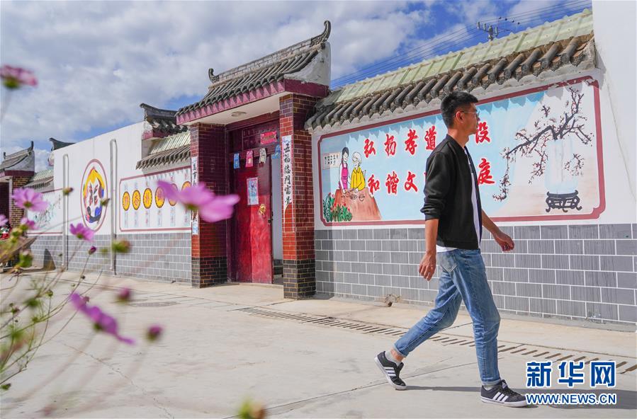 （新華全媒頭條&middot;決戰(zhàn)決勝脫貧攻堅&middot;圖文互動）（12）以沖刺的狀態(tài)跑出決勝的姿態(tài)&mdash;&mdash;&ldquo;三區(qū)三州&rdquo;甘肅深貧區(qū)脫貧攻堅報告