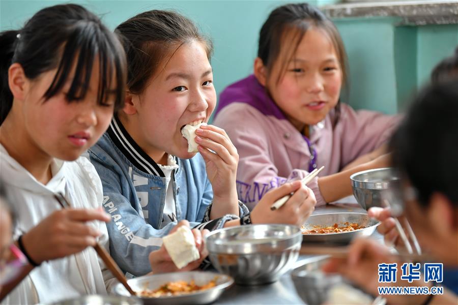 （&ldquo;中國(guó)之度&rdquo;系列述評(píng)&middot;圖文互動(dòng)）（3）中國(guó)溫度&mdash;&mdash;新中國(guó)成立70周年成就述評(píng)之六