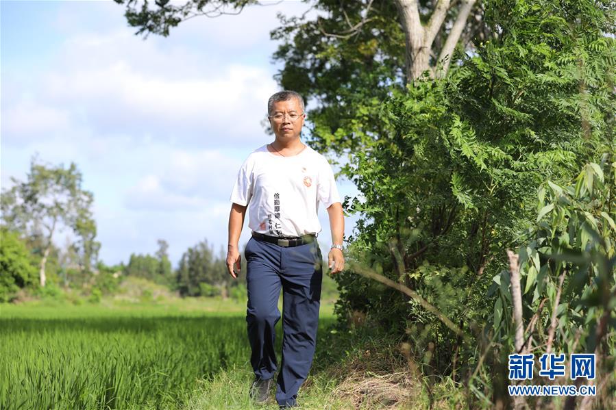 （不忘初心、牢記使命&middot;圖文互動(dòng)）（3）&ldquo;上天入地&rdquo;也要帶領(lǐng)鄉(xiāng)親脫貧&mdash;&mdash;記廣東那毛村駐村第一書記彭彬