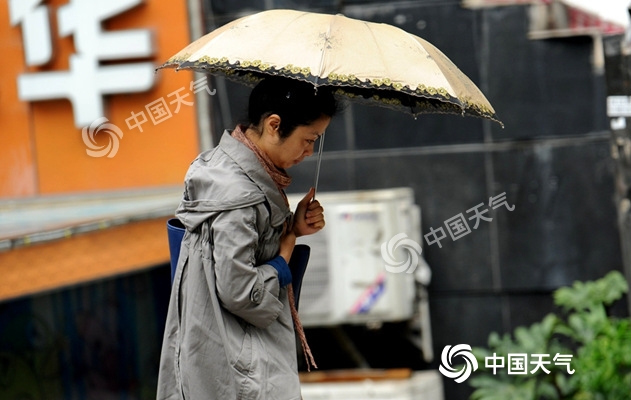 臺風(fēng)雨&ldquo;侵?jǐn)_&rdquo;華東沿海 北方緩升溫多地將回歸30℃