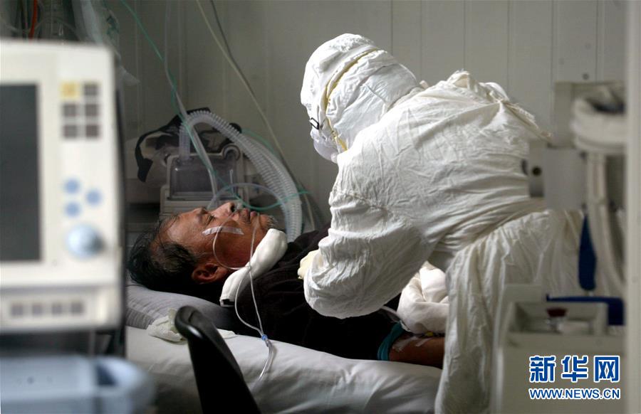 （圖文互動(dòng)）（4）為了&ldquo;中國號(hào)&rdquo;巨輪揚(yáng)帆遠(yuǎn)航&mdash;&mdash;中國共產(chǎn)黨領(lǐng)導(dǎo)下的人民軍隊(duì)忠于祖國、服務(wù)人民啟示錄