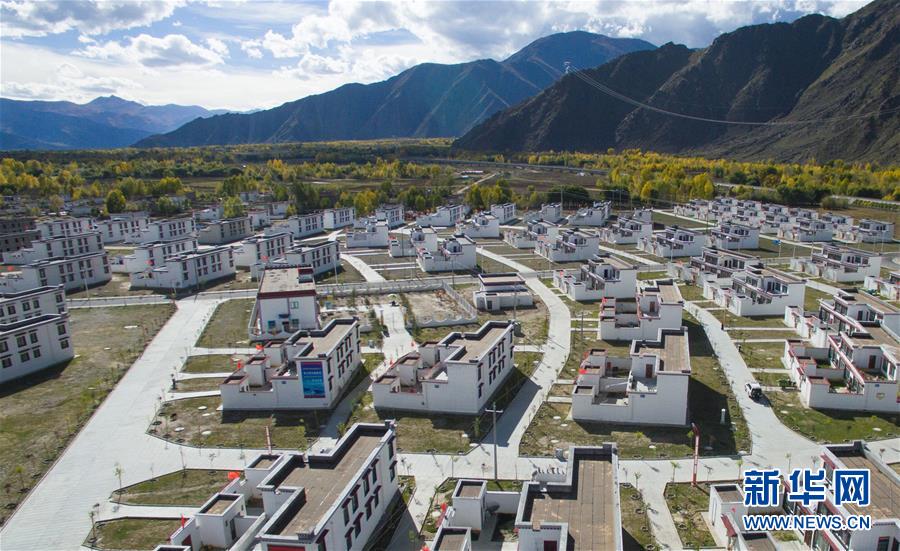 (新華全媒頭條·決戰(zhàn)決勝脫貧攻堅·圖文互動)(7)歷史的決戰(zhàn) 偉大的創(chuàng)舉——“世界屋脊”上的反貧困奇跡