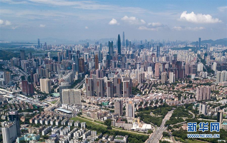 (在習(xí)近平新時代中國特色社會主義思想指引下——新時代新作為新篇章·總書記關(guān)切開放事·圖文互動)(2)以開放作楫 揚(yáng)創(chuàng)新之帆——深圳“先行示范”再啟航