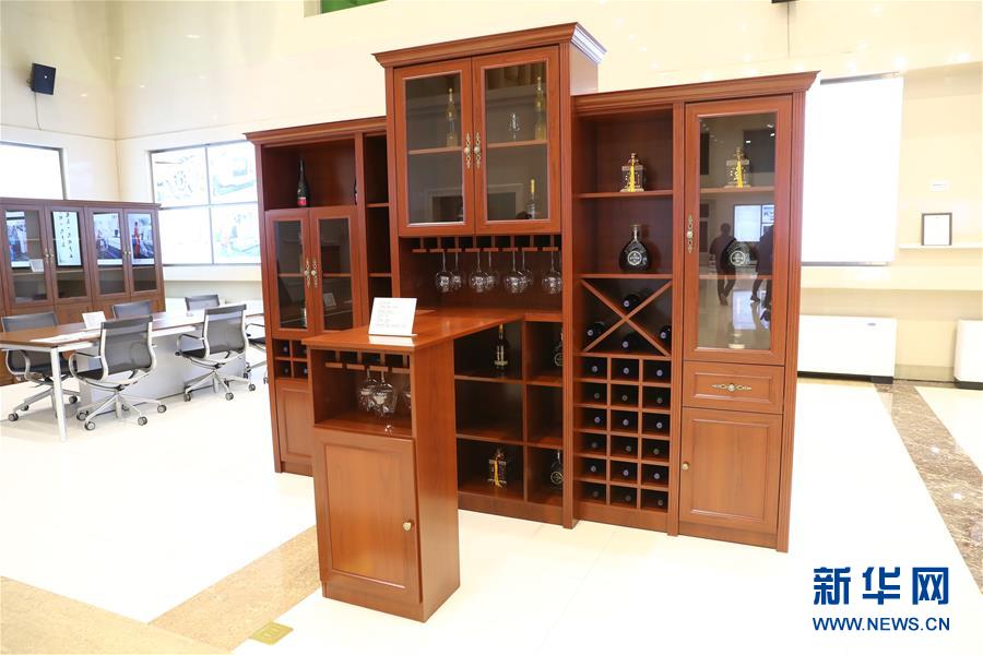 （四中全會(huì)精神在基層&middot;圖文互動(dòng)）（1）老工業(yè)城市&ldquo;明星產(chǎn)品&rdquo;的昔與今