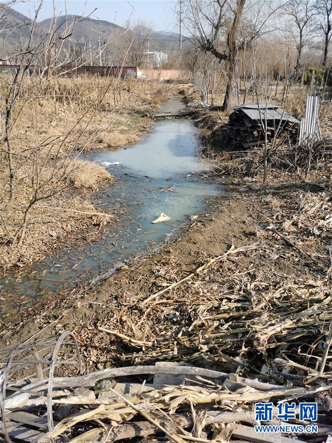 （新華調(diào)查&middot;國務院農(nóng)村人居環(huán)境大檢查&middot;圖文互動）（2）農(nóng)村生活污水何處去？&mdash;&mdash;農(nóng)村污水治理&ldquo;梗阻&rdquo;現(xiàn)象調(diào)查