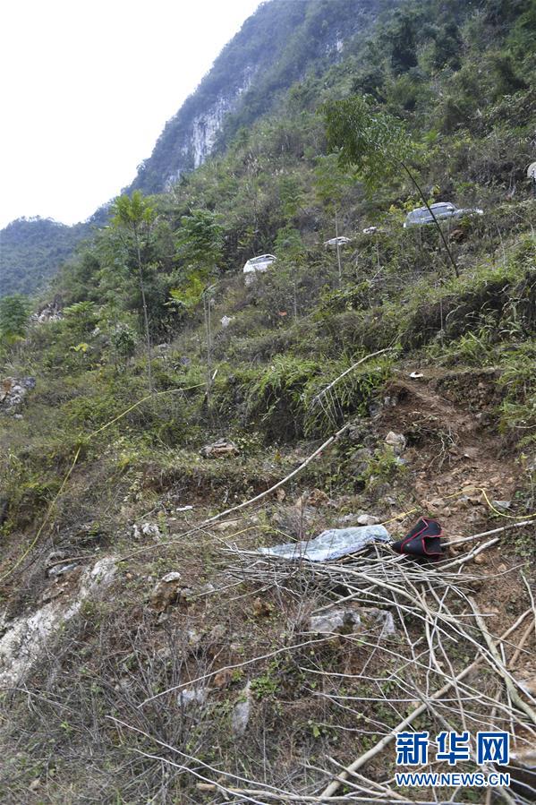 (脫貧攻堅(jiān)·圖文互動(dòng))(1)為了不讓一個(gè)貧困戶落下——追記廣西都安縣駐村第一書記黃景教