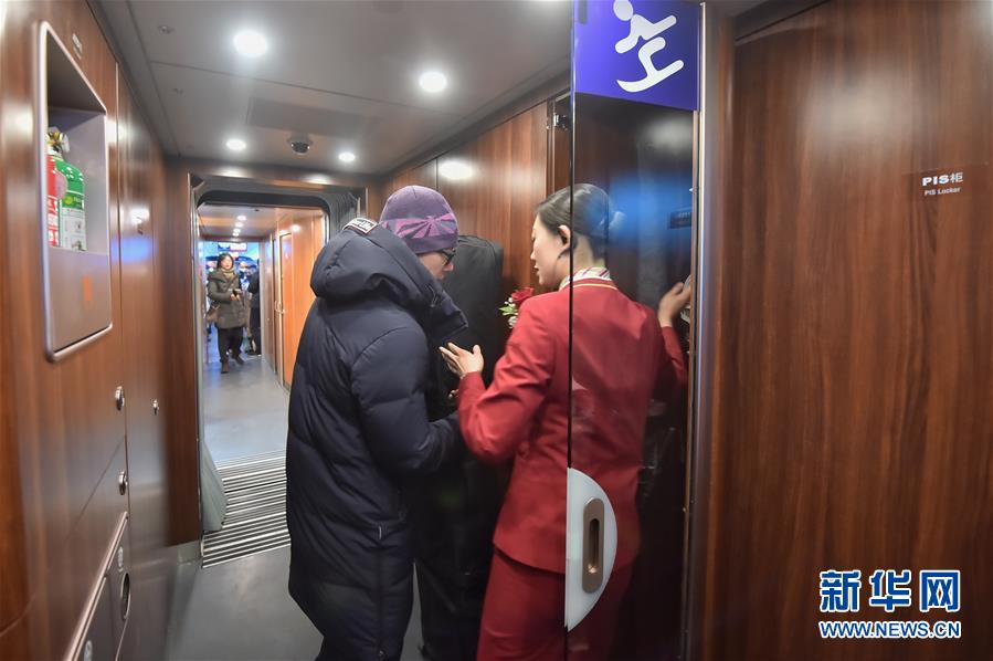 （新華全媒頭條&middot;圖文互動(dòng)）（7）百年跨越，逐夢(mèng)京張&mdash;&mdash;寫在京張高鐵開通暨中國(guó)高鐵突破3.5萬(wàn)公里之際