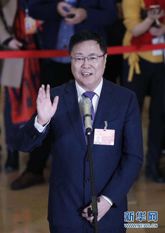 （兩會(huì)&middot;面對面）（8）全國政協(xié)委員接受采訪