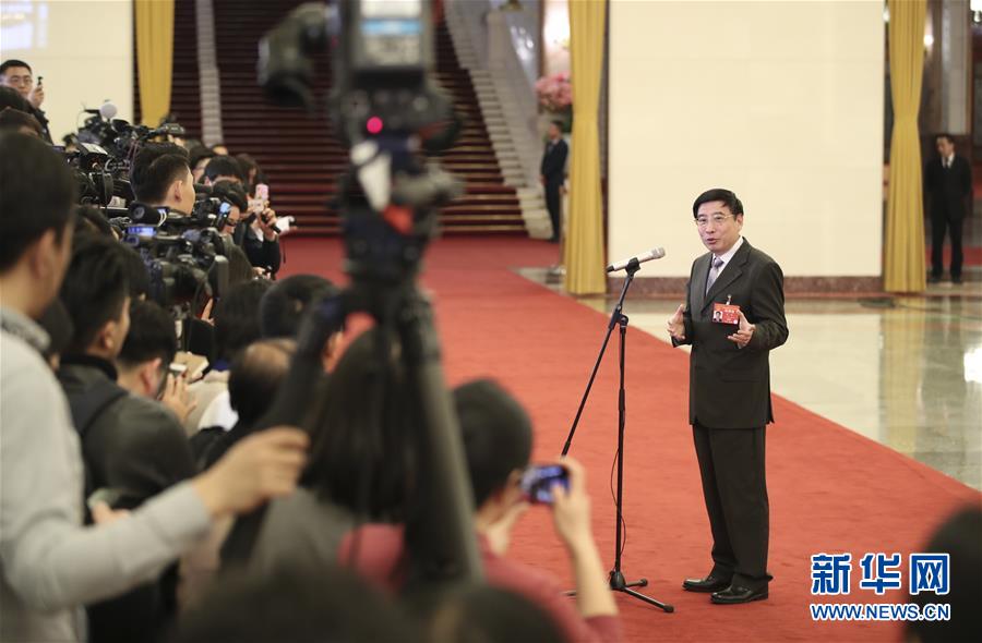 （兩會(huì)&middot;面對(duì)面）（13）采訪部長(zhǎng)