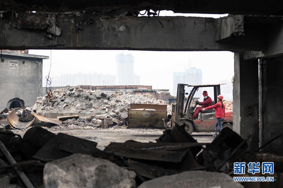 (新華全媒頭條·圖文互動(dòng))(7)深入推進(jìn)大保護(hù) 打造引領(lǐng)高質(zhì)量發(fā)展生力軍——推動(dòng)長江經(jīng)濟(jì)帶發(fā)展座談會(huì)召開四年間