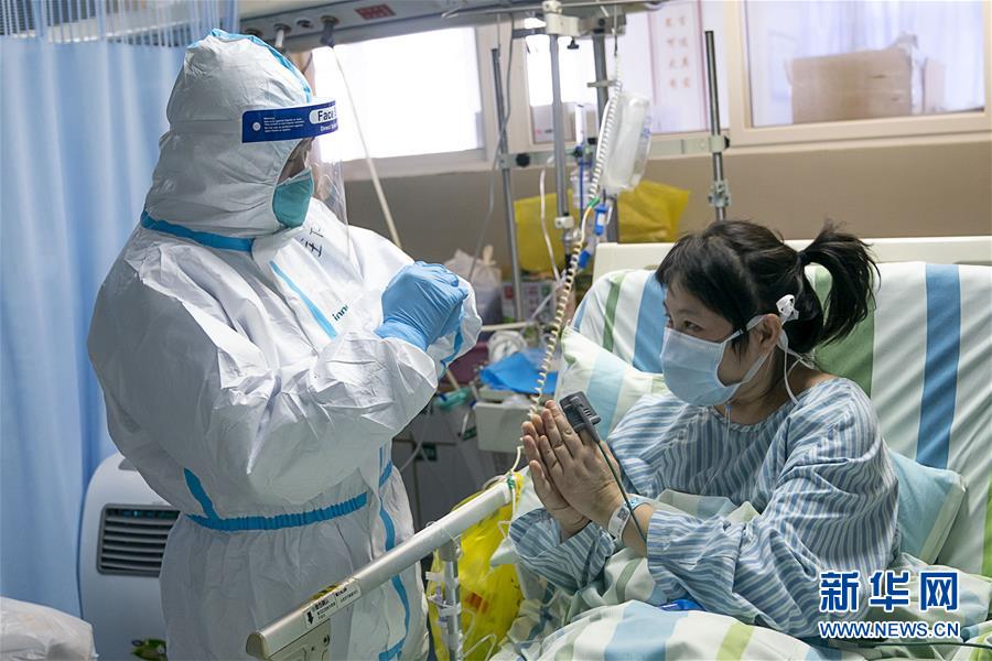 （新華全媒頭條&middot;圖文互動(dòng)）（14）萬(wàn)眾一心迎挑戰(zhàn) 眾志成城戰(zhàn)疫情&mdash;&mdash;全國(guó)總動(dòng)員打響疫情防控阻擊戰(zhàn)紀(jì)實(shí)