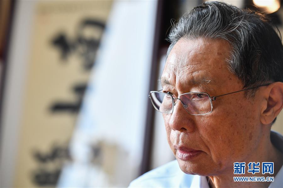 (新型冠狀病毒感染的肺炎疫情防控)(1)病例還會(huì)不會(huì)大規(guī)模增加——與鐘南山面對(duì)面話疫情防控