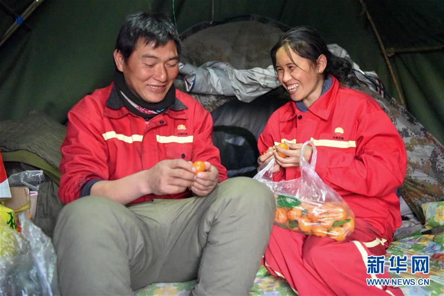 （新春走基層&middot;圖文互動(dòng)）（7）寒冬里，&ldquo;沙漠玫瑰&rdquo;猶自綻放