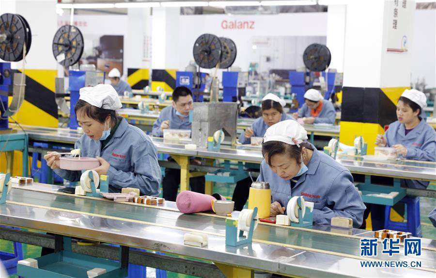 (來自經(jīng)濟前沿的故事·企業(yè)復(fù)工復(fù)產(chǎn)·圖文互動)(3)“這次復(fù)工終生難忘”——廣東格蘭仕安全員復(fù)工記