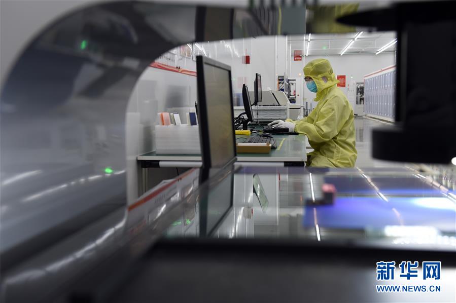 (在習(xí)近平新時(shí)代中國(guó)特色社會(huì)主義思想指引下——新時(shí)代新作為新篇章·習(xí)近平總書記關(guān)切事·圖文互動(dòng))(5)打好防控“主動(dòng)仗”——各地精準(zhǔn)施策堅(jiān)決遏制疫情蔓延