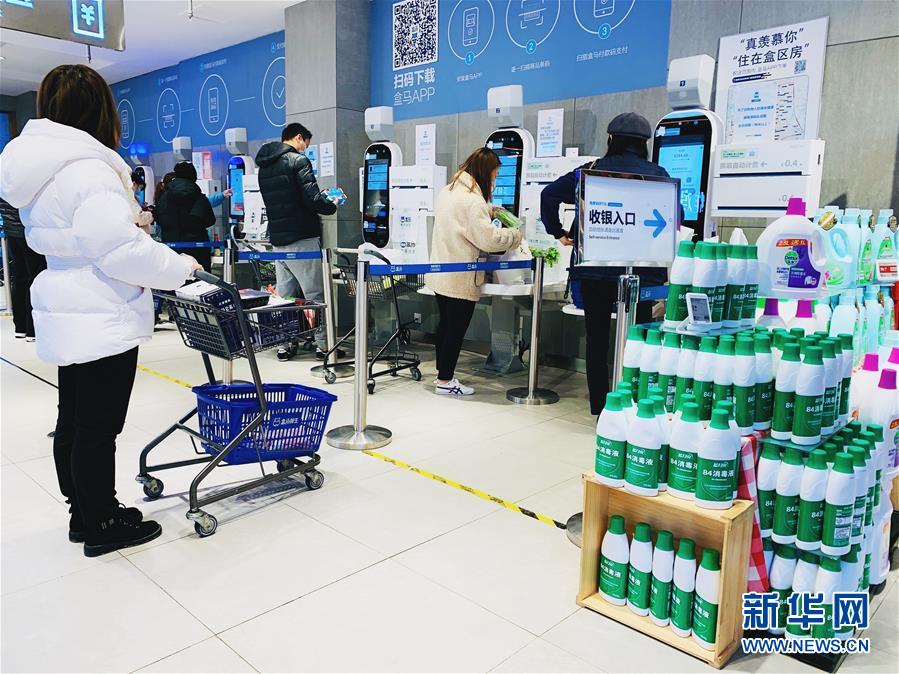 （圖文互動）（2）吃粉擼串，商圈&ldquo;打卡&rdquo;，動車出廠&mdash;&mdash;湖南&ldquo;標簽&rdquo;復(fù)蘇記