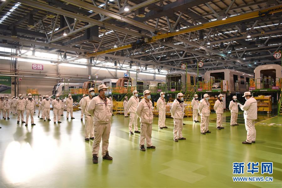 （圖文互動）（7）吃粉擼串，商圈&ldquo;打卡&rdquo;，動車出廠&mdash;&mdash;湖南&ldquo;標簽&rdquo;復(fù)蘇記