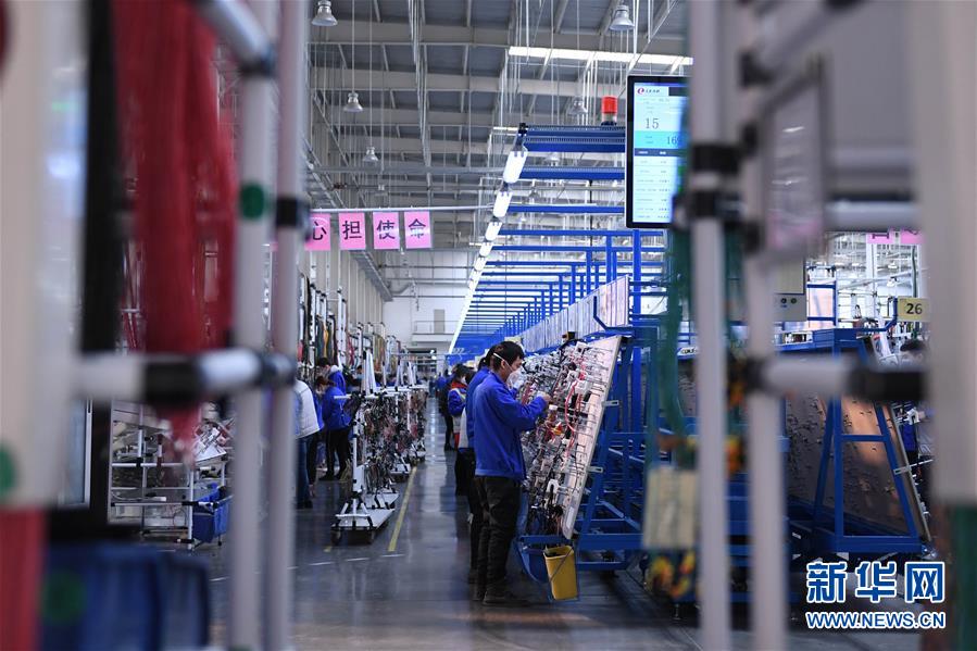 （聚焦疫情防控&middot;圖文互動(dòng)）（3）用疫情&ldquo;防控線&rdquo;守衛(wèi)企業(yè)&ldquo;生命線&rdquo;&mdash;&mdash;長(zhǎng)春復(fù)工企業(yè)防控一線見聞