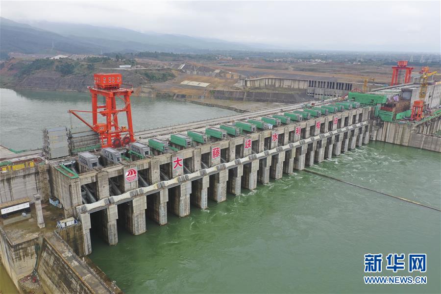 (抓好經(jīng)濟(jì)發(fā)展 應(yīng)對(duì)復(fù)雜局面·圖文互動(dòng))(5)把疫情造成的損失降到最小——廣西生產(chǎn)一線見(jiàn)聞