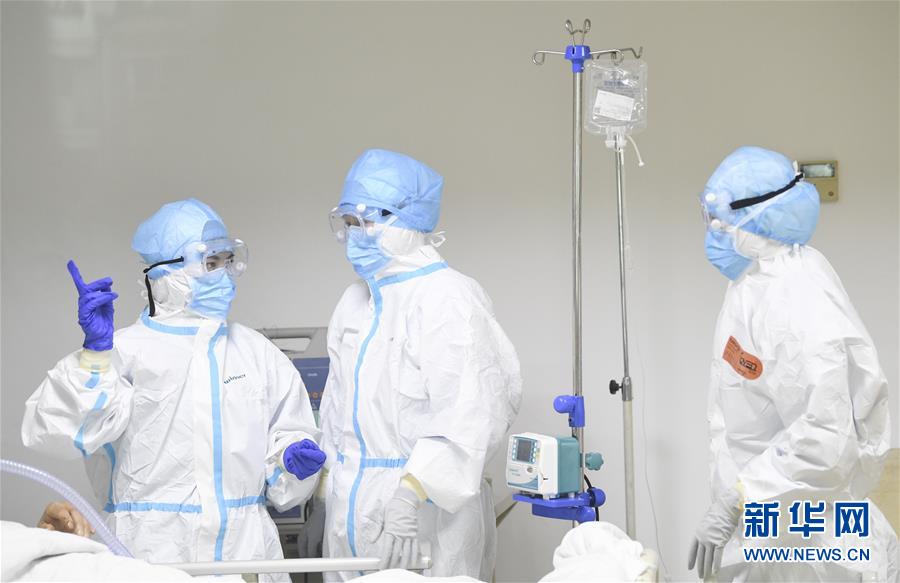 （一線抗疫群英譜&middot;圖文互動）（2）&ldquo;我已躬身入局，勢要共渡難關(guān)!&rdquo;&mdash;&mdash;戰(zhàn)&ldquo;疫&rdquo;一線醫(yī)生黃霞