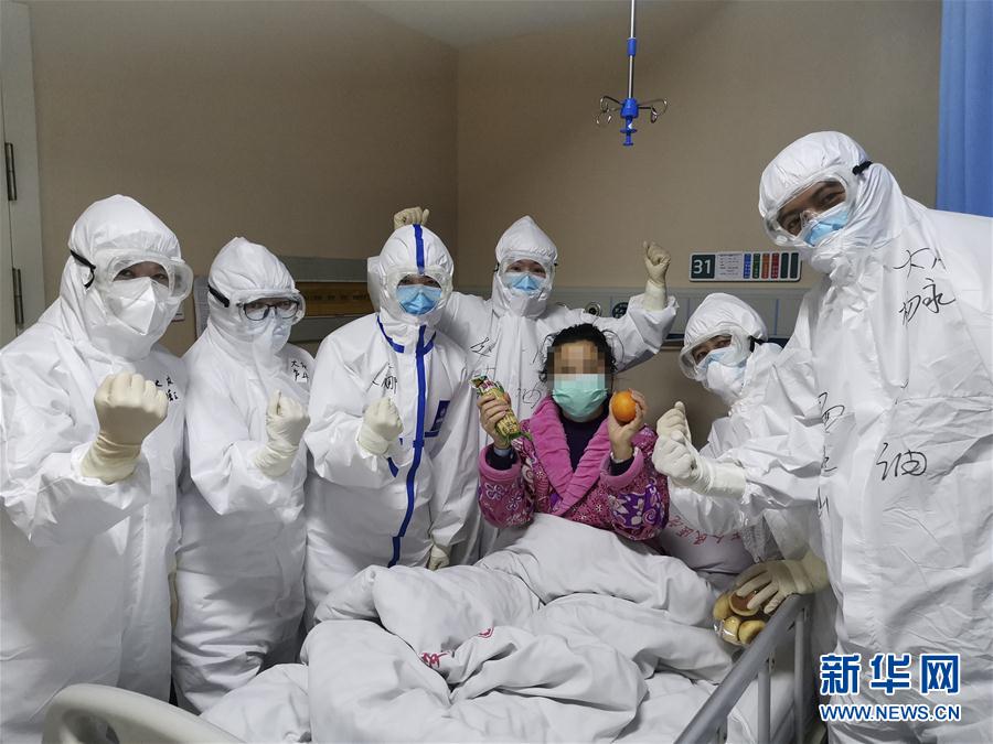 （在習近平新時代中國特色社會主義思想指引下&mdash;&mdash;新時代新作為新篇章&middot;習近平總書記關切事&middot;圖文互動）（10）不放松！&mdash;&mdash;各地努力抓緊抓實抓細疫情防控