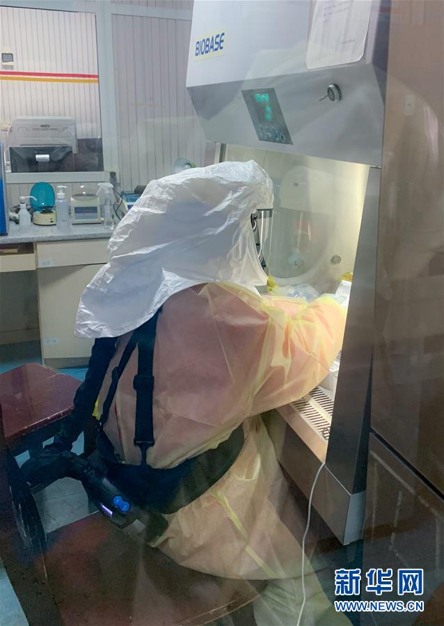 (新華全媒頭條·圖文互動(dòng))(1)赤子之歌——記奮戰(zhàn)在抗疫一線(xiàn)的90后白衣戰(zhàn)士